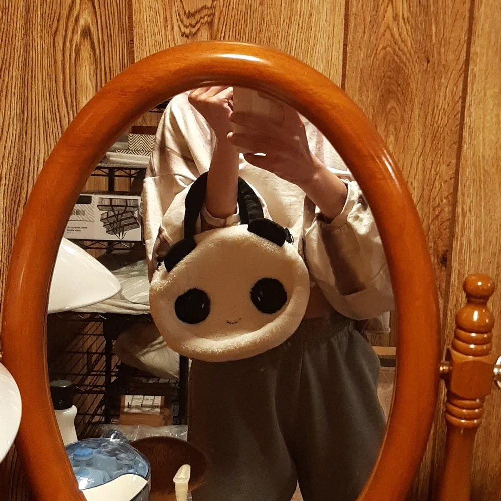 Soft Panda Bear Mini Handbag - Picture 7 of 7